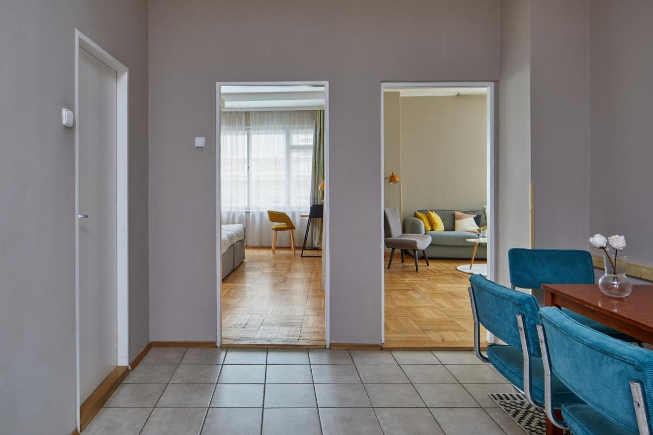 Prague Days - Modern Apt W Retro Elements - New Town Exterior photo